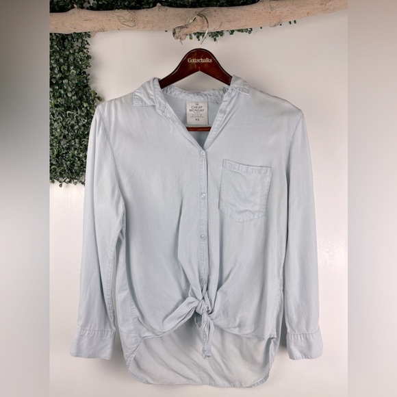 Cheap Monday || chambray tie front shirt - Picture 2 of 11